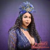 Indigo Blue Flapper Peacock Feather Turban, 1920s Purple Teal Fortune Teller Gatsby Party Tassel Headpiece, Ornate Mystical Oracle Headwrap, Burlesque Showgirl Dance Costume Queen Theater Dark Deco Art Nouveau Romantic Unique Theatrical Halloween