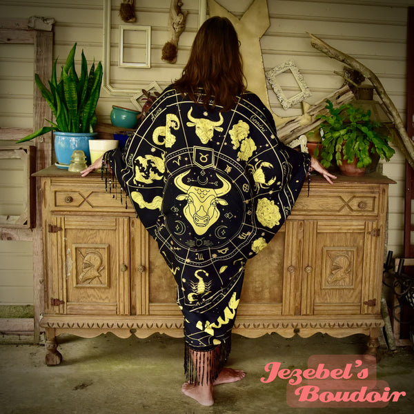 Astrology Taurus Fringe Bat Wing Fortune Teller Costume, Zodiac Star Sign Black Gold Gothic Dressing Gown, Kimono Pagan Robe Sun Moon Duster Occult Priestess Belly Dance Wrap Wicca Flowing Costume Mystical Festival Goddess Majestic Bohemian Celestial