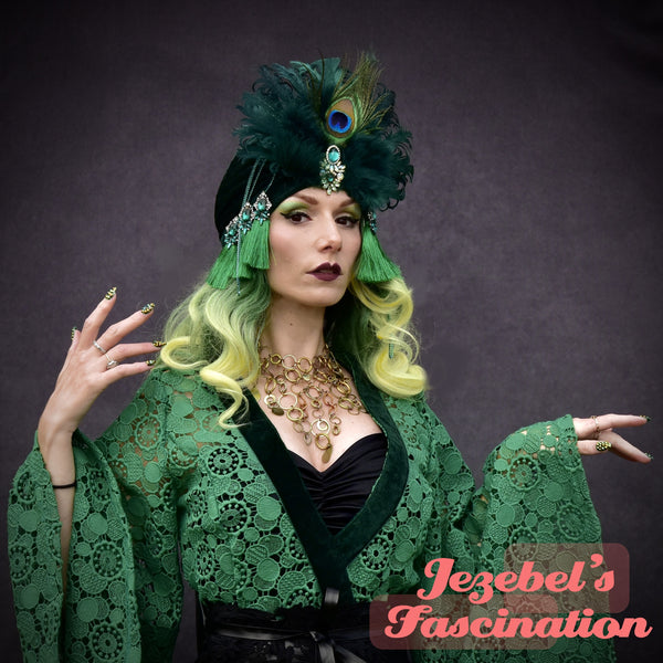 Emerald Green Velvet Flapper Peacock Feather Turban, 1920s Fortune Tel Jezebel's Fascination Emerald Green Velvet Flapper Peacock Feather Turban, 1920s Fortune Tel Jezebel's Fascination