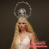 Silver Halo Fantasy Magical Moon Crown Mage Elf Fairy Faerie Headpiece Wiccan Priestess Art Nouveau Maternity Headdress Forehead Chain Celestial Winter Shaman Woodland White Witch Mystical Heirophant Empress Goddess Romantic Fortune Teller Globe Orb Vine